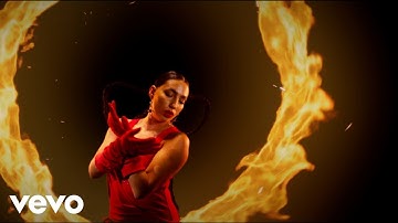 Thumbnail of María José Llergo - SUPERPODER (Video Oficial)