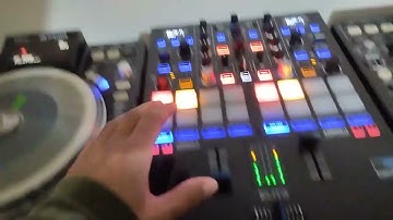 Denon dns 3700 + reloop elite with serato dj pro 3.0 stems.