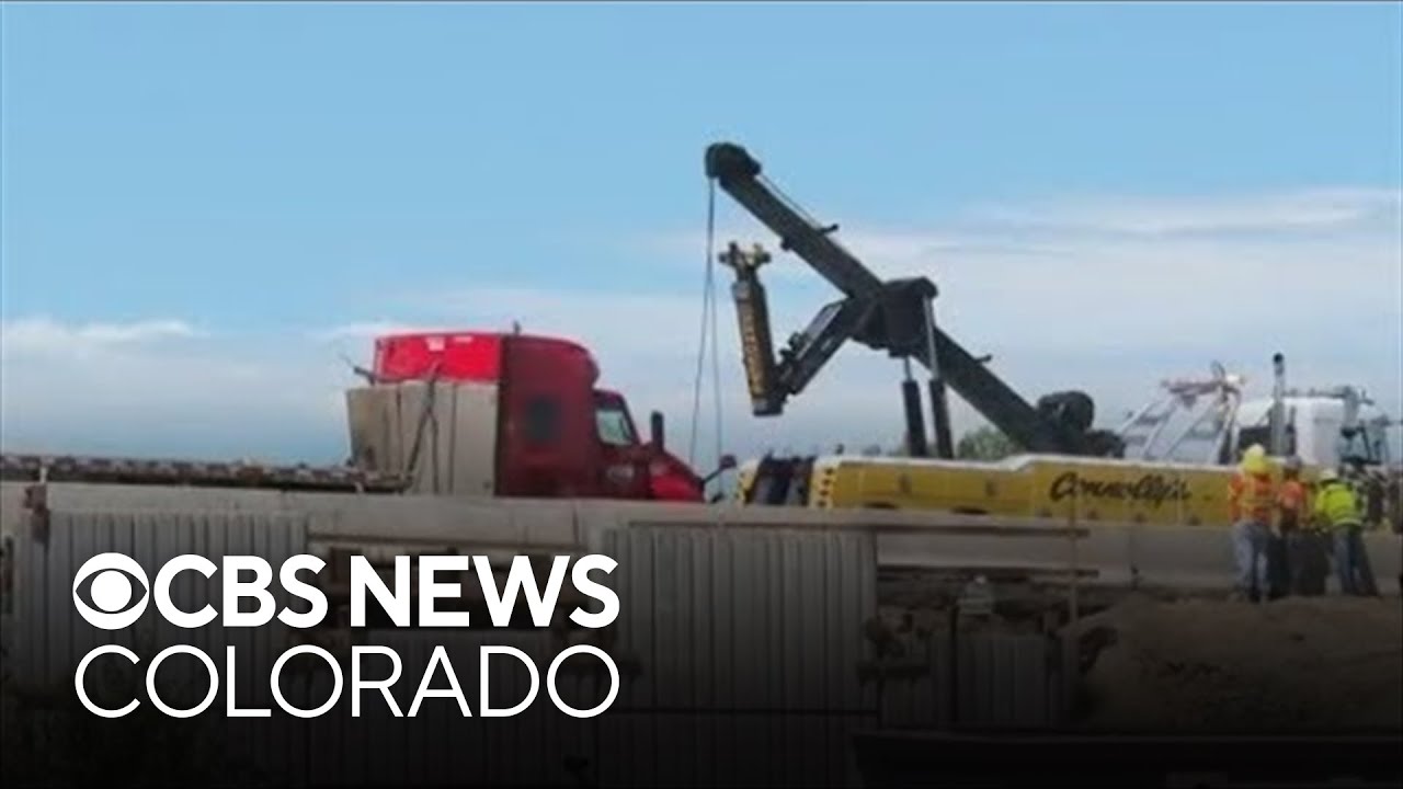 Wheat Ridge police provide updates on 3 killed in semi rollover - YouTube