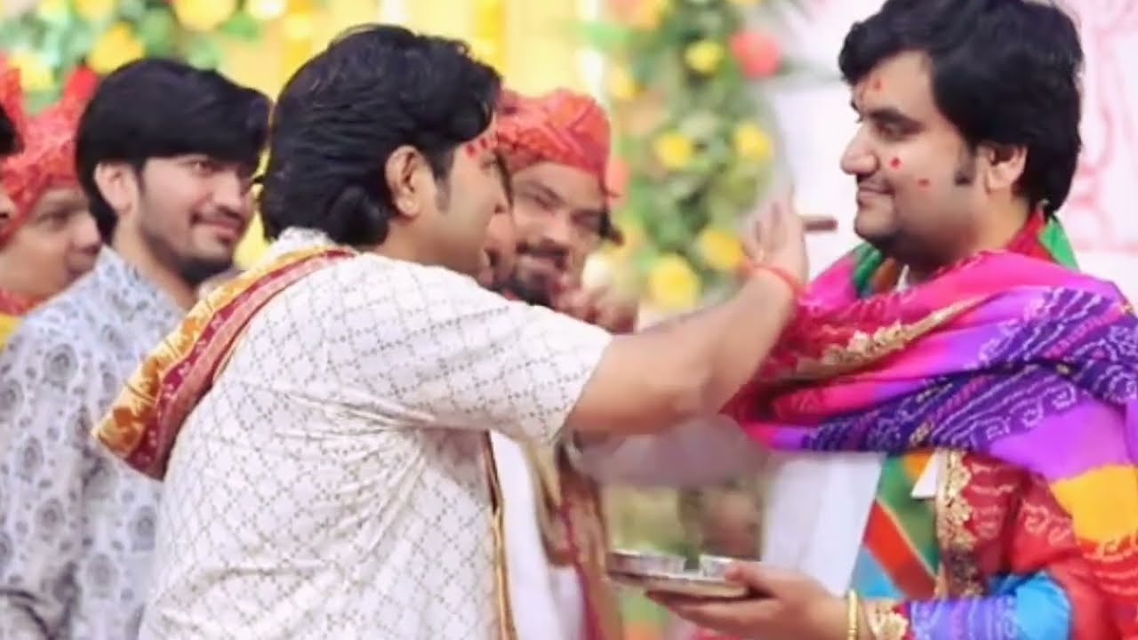 ब्रज की लठ मार अद्भुत होली😍indreshji #katha  #motivation #aniruddhacharyaji #holi #aniruddhacharyaji