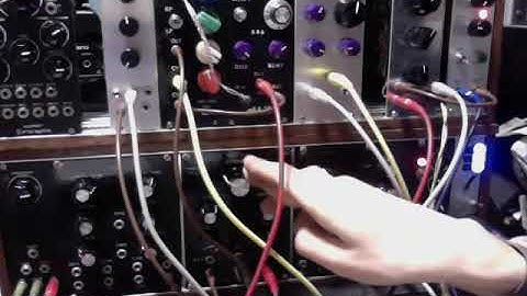 DIY Eurorack Minimoog Discrete VCA Test / モジュラーシンセ   電子音楽