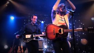 Andy Burrows - Keep On Moving On (with Tim Wheeler) @ Botanique