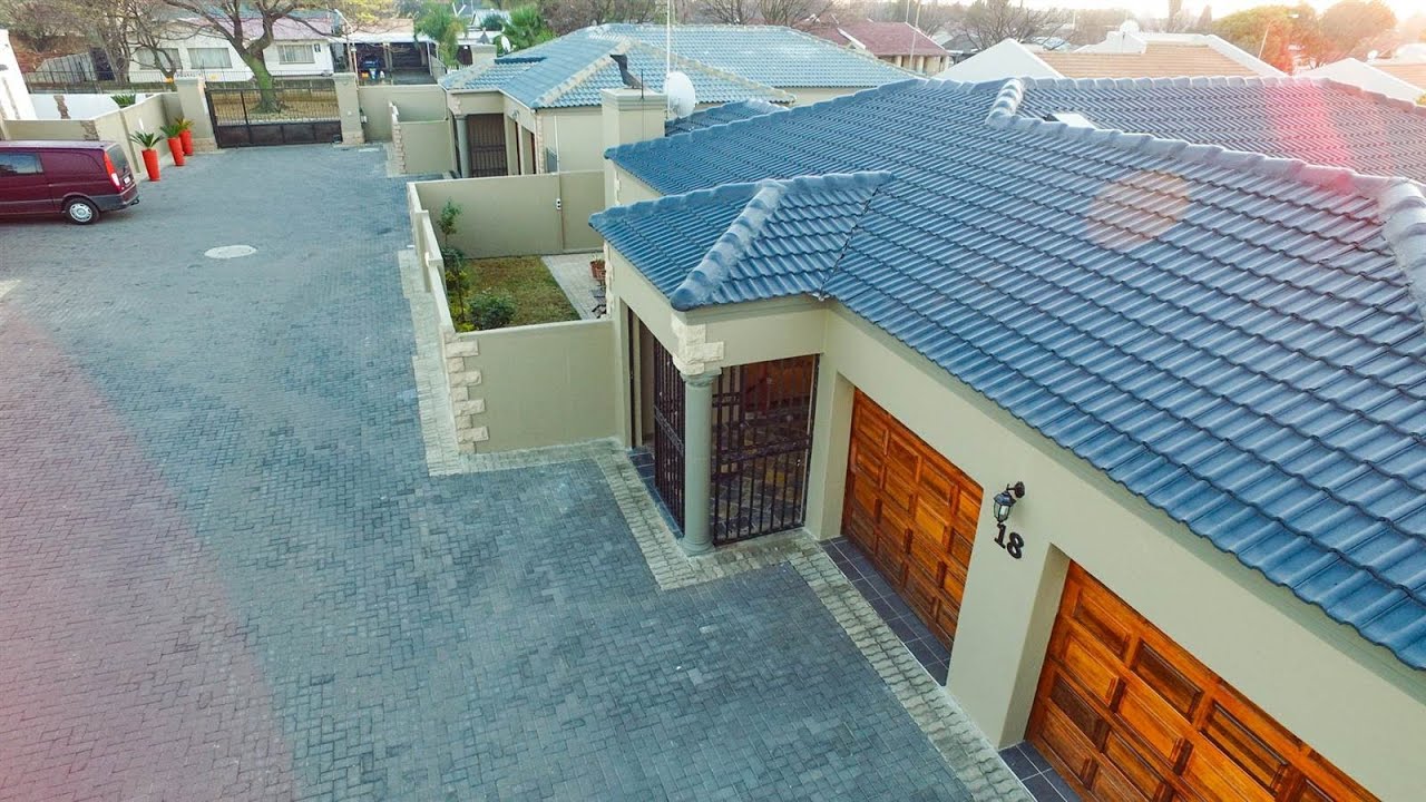 3 Bedroom Townhouse for sale in Gauteng East Rand Boksburg Beyers