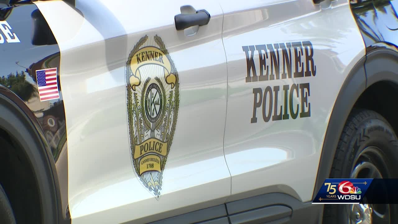 Teens arrested after stolen car chase in Kenner - YouTube