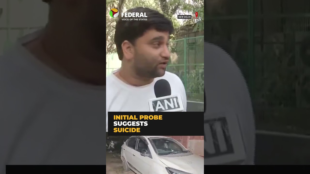 3 bodies found in a car on a Delhi flyover | 