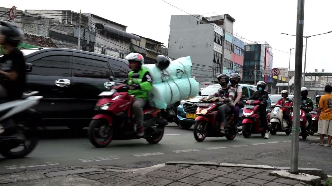 Jakarta   Street Scenes with music score      arctic film productions .A Dave Lonergan Production