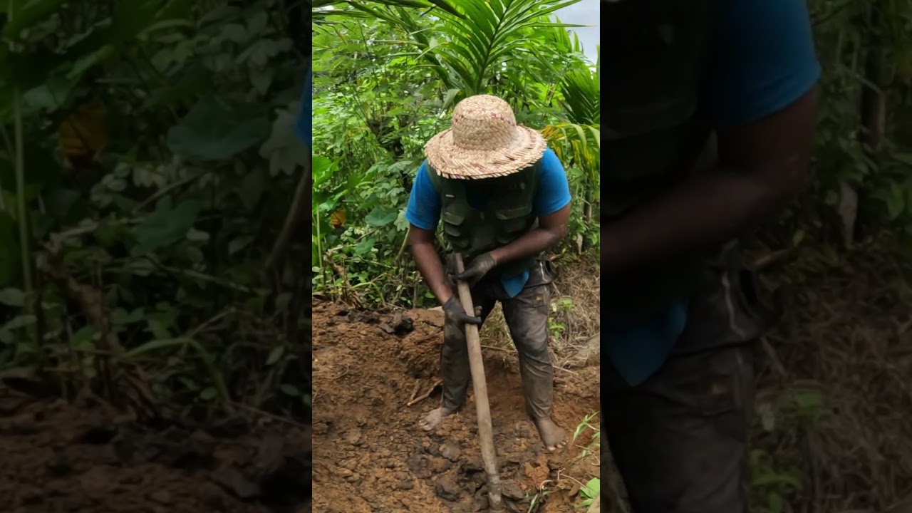 Sri Lanka’s Hidden Gem Treasures – Traditional Mining at Its Best!