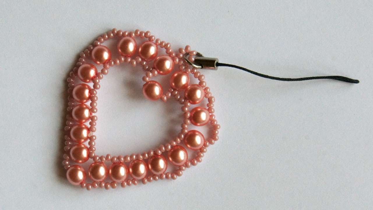 How To Make A Cute Heart Phone Charm - DIY Crafts Tutorial - Guidecentral - YouTube