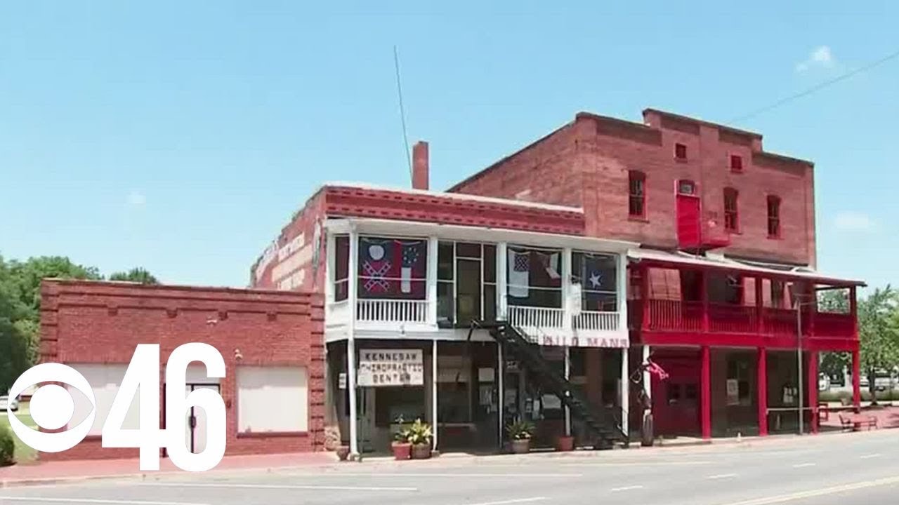 Controversial Civil War store reopens in Kennesaw, councilman resigns