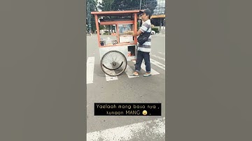 Pengamen kakek dengan boneka kayu || kreatif