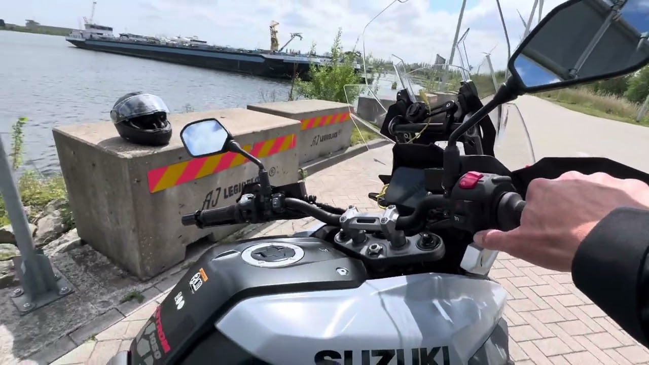 Suzuki V-Strom 1050 2025 Arrow exhaust