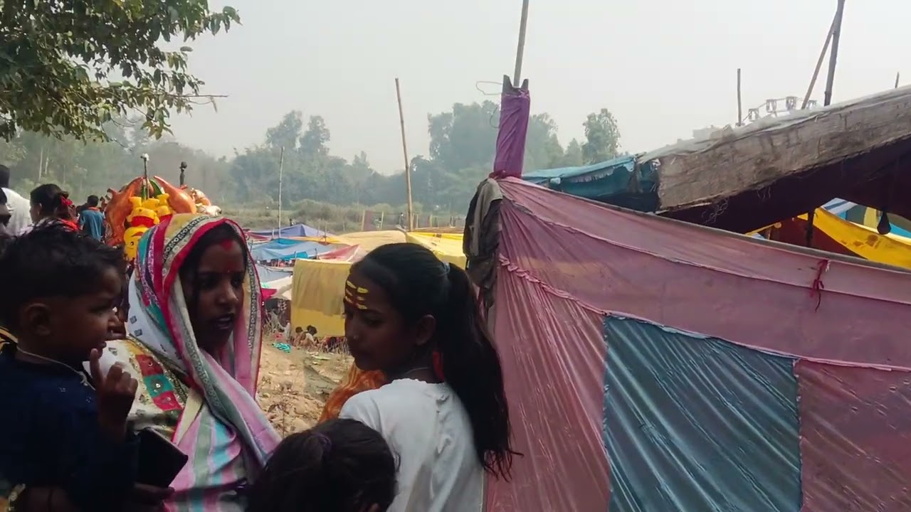 महाशिवरात के मन्दिर में भीड़ 🙏🙏🙏🌿🌿💐💐