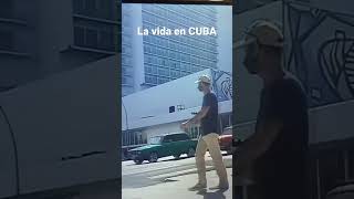 ASÍ SE VIVE EN CUBA