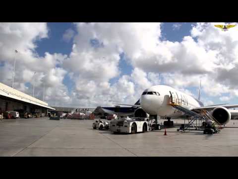 Grupo LATAM inaugura nuevo hangar de mantenimiento en Miami - #Aviacolnet