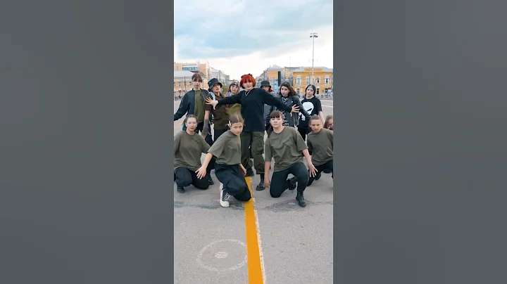 ‘MIC Drop’ out now! Check out on our channel ❤️‍🔥🎤 #bts #kpopdancecover #kpopinpublic