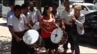 Davulcu Alev Özdemir Ve Zurnacı Serap Karlıdağ- Sultan Kılıç