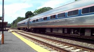 Amtrak Keystone Train 666 meets SEPTA Train 1533 at Devon, Pa (Re-Uploaded) in HD