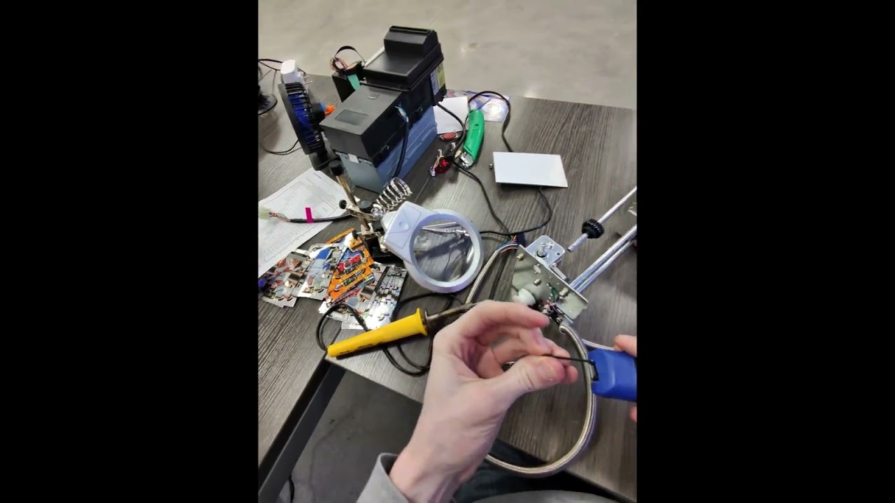 まぬ Randy Back open How to replace the Front Back gear on any claw machine gantry