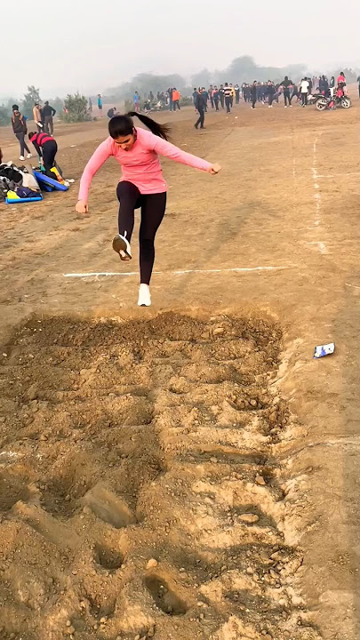 10 feet long Jump 😯 Girls || #viral ,#shorts ,#ytshorts