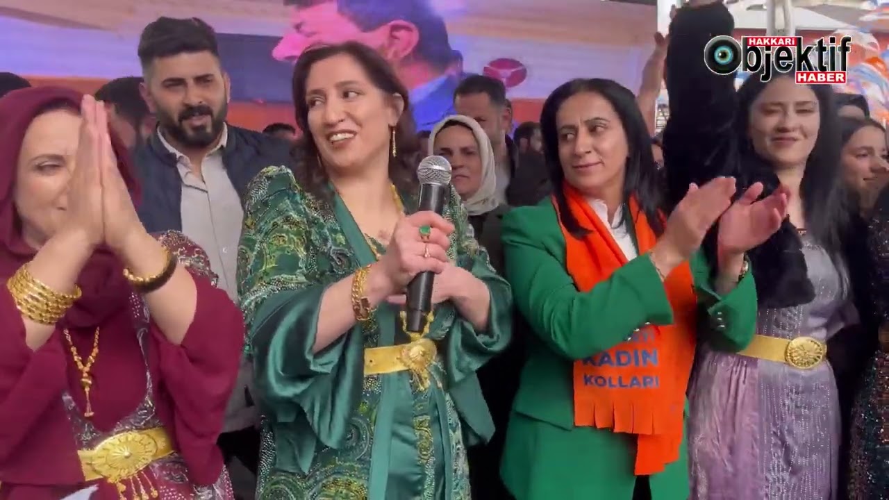 Ak Parti Hakkari’de 8 Mart kadınlar günü programı düzenledi