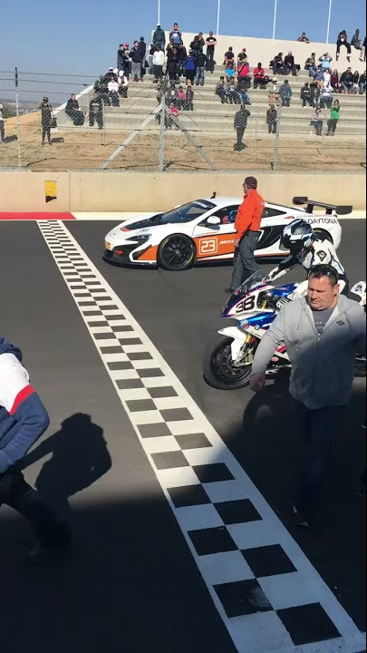 BMW HP4 Motorbike vs Mclaren P