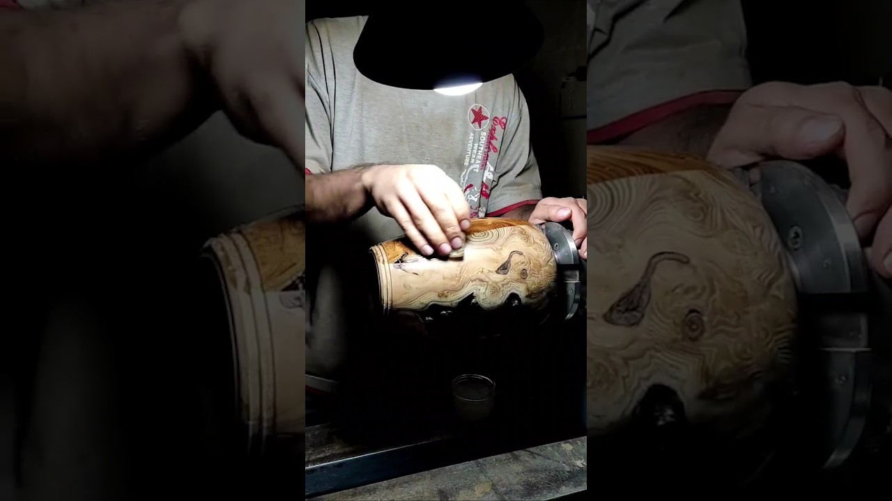 Turning a wooden vase #woodworking #wood #woodscraft