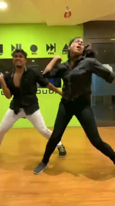 |🔥Ammadi aathadi🔥| Simbu | Reemasin | Nayanthara | vallavan | dreamers Dance studio | Trichy |