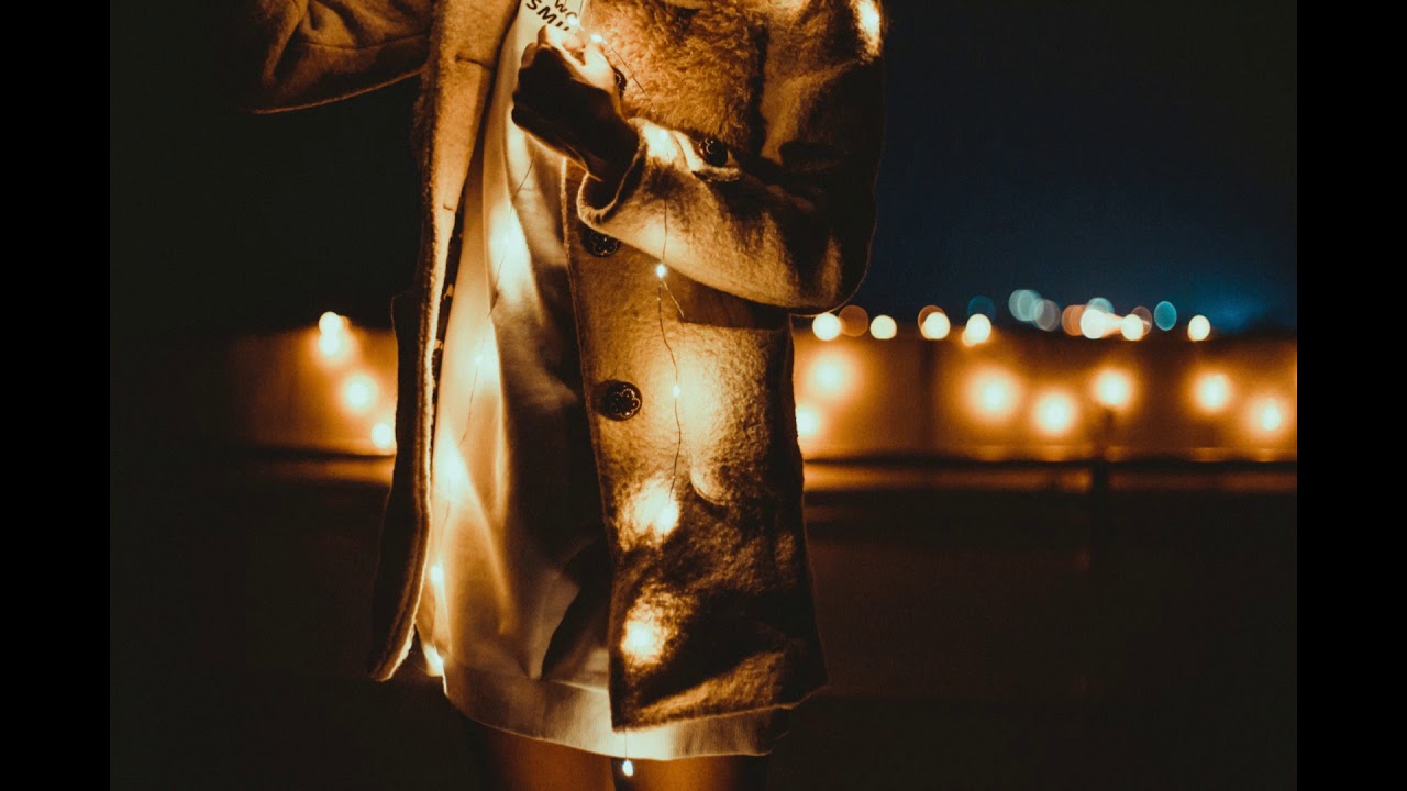 А он тебя целует ремикс. Руки вверх он тебя. Руки вверх. А он тебя целует (maxun remix). Сборник группы руки вверх.