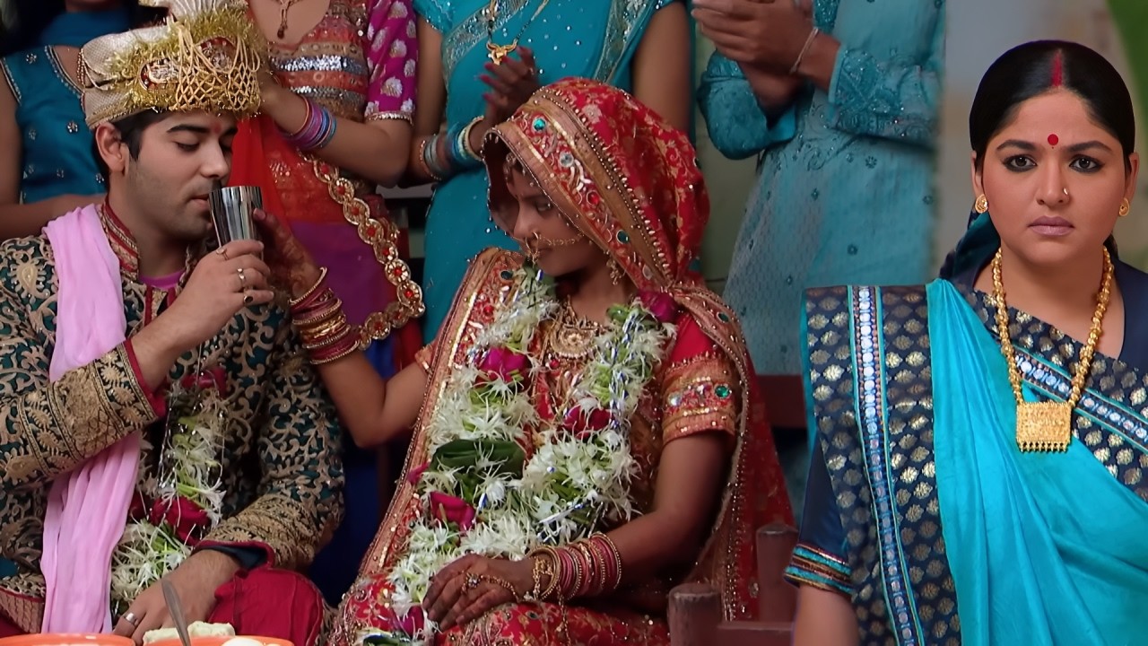 माँ जी के सामने आया Pintu And Krishna की शादी का सच ! 😱 AFSAR BITIYA | Filmy Romance | Best Scene