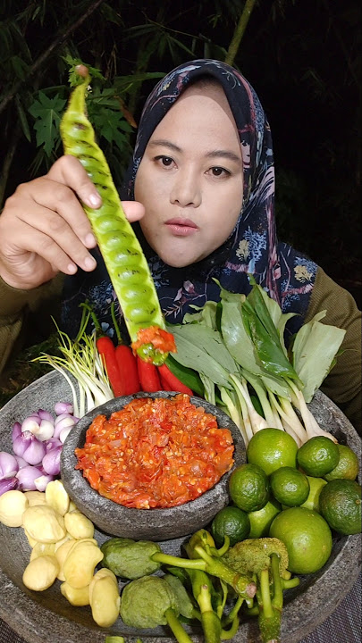 Lalap Pete sama kulitnya #lalapanmentah #mukbang #sambalterasi