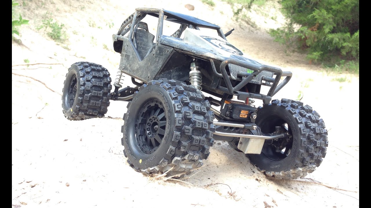 Axial Wraith Sand BASH'N - YouTube