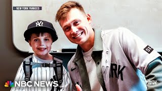 Yankees surprise 7-year-old fan at Boston hospital
