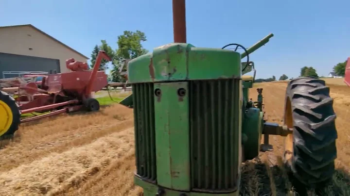 Pull type combines John Deere 42 and international 82's