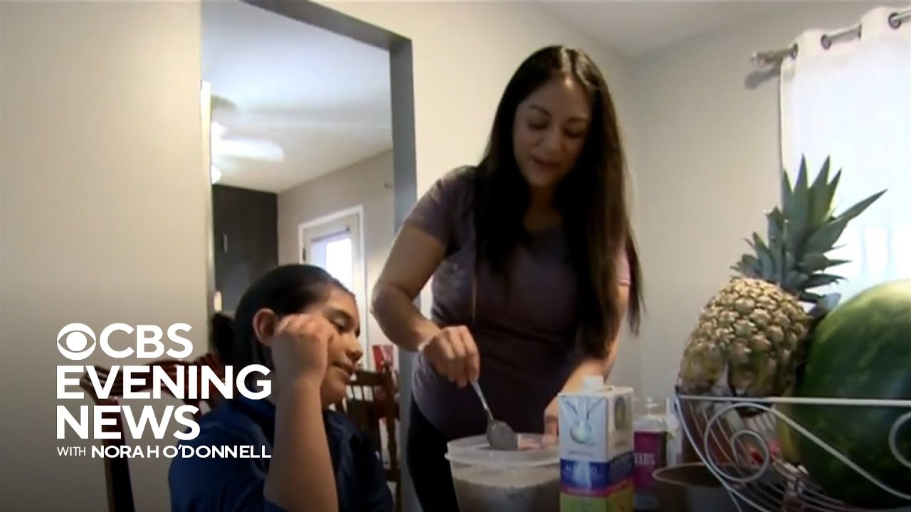 Guaranteed Income Program Helps A Single Mother Make Ends Meet YouTube Guaranteed income program helps a single mother make ends meet youtube