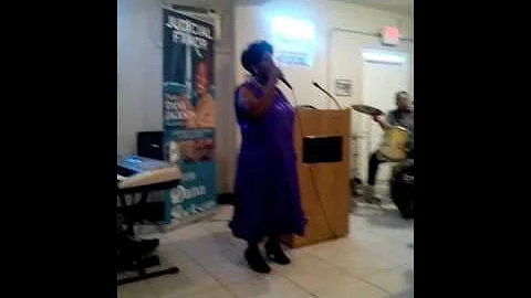 Joycelyn Leonard