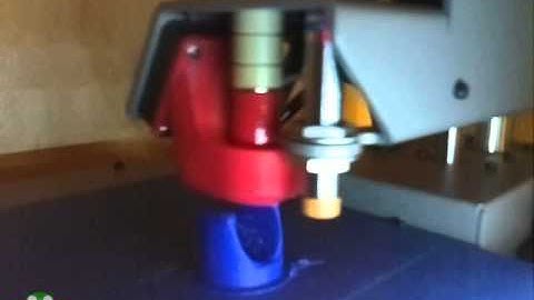 3D Printing Timelapse: 12_man_ring_90_percent_20150117202822-failed.mpg