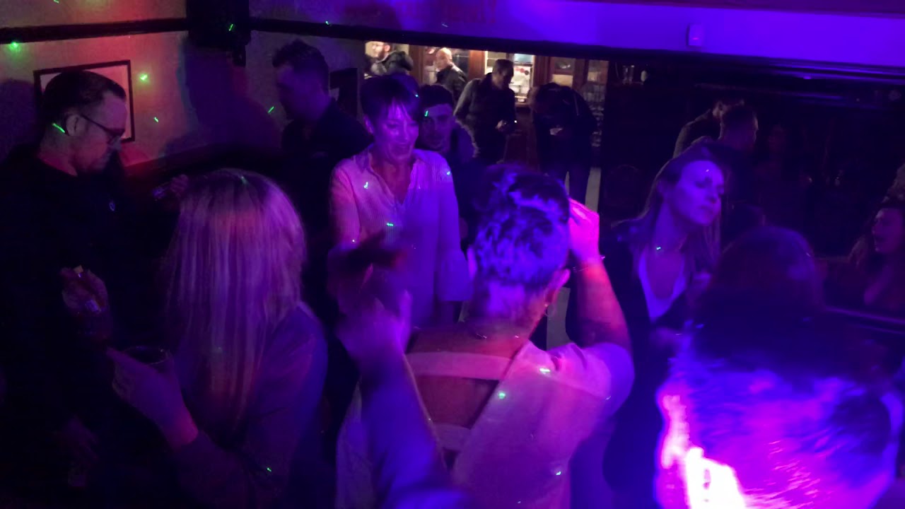 Friday nights at The Vintage Inn, Wellington