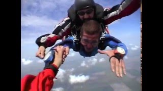eric\'s 1st sky diving