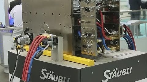 Complete quick mold change process by Stäubli for the Plastics Industry