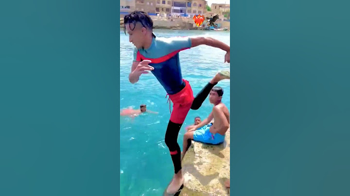 #أفضل قفزات في البحر جيش القرش 🦈