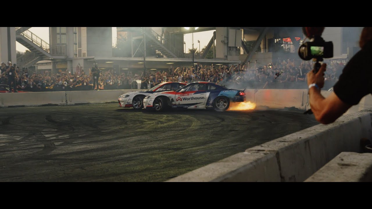 Hoonigans Burnyard Ballet at SEMA 2019 (4K)