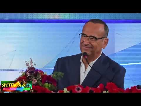 Video Sanremo 2026, polemico botta e risposta Carlo Conti con giornalista, poca presenza donne al Festival