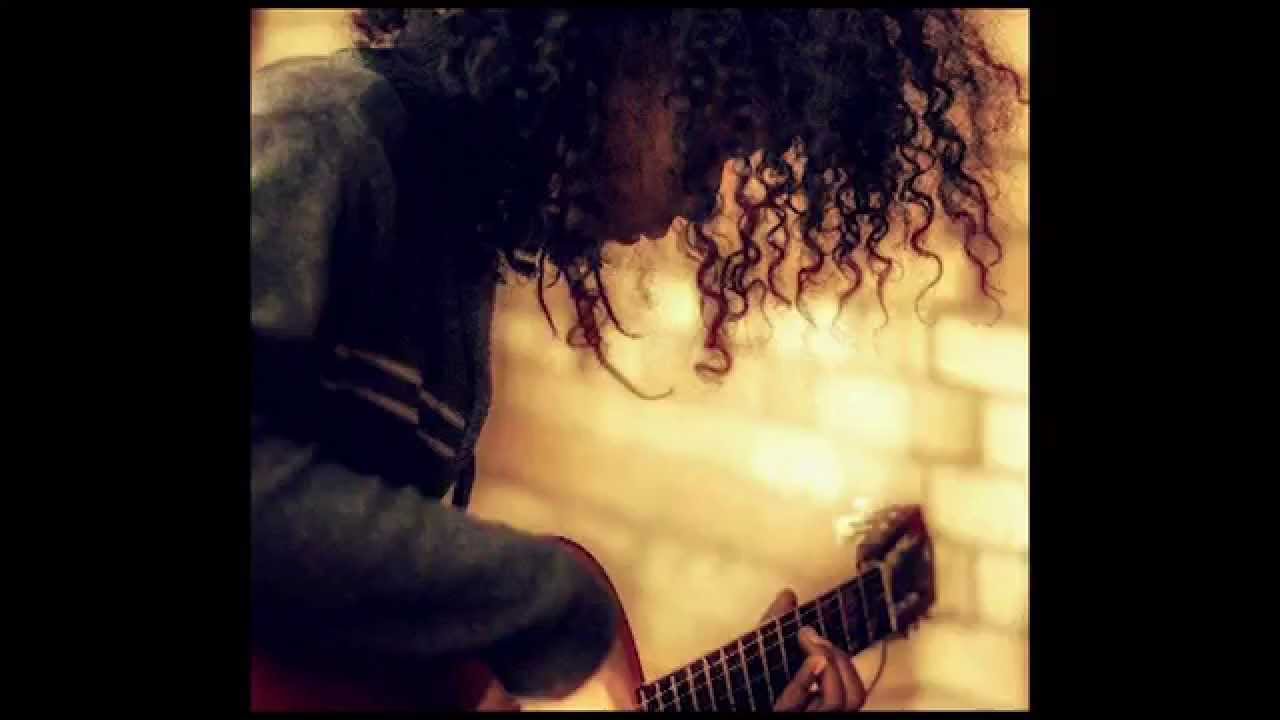 Hiala - Rolf Razafindrakoto