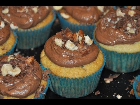 how-to-make-nutella-filled-cupcakes-with-nutella-frosting