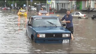 Гроза, ливень, сильный дождь, наводнение, потоп в Москве 28.06.2021.