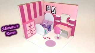 مجسم غرفة نوم مصغرة من الكرتون Diy miniature room