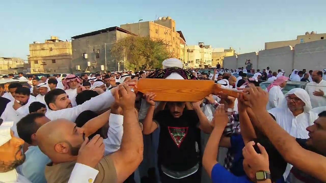 تشييع الشيخ صادق المقيلي بعد الصلاة عليه إلى مثواه الأخير ونعي وشعر ورثاء حسيني🚩١٥ مايو ٢٠٢٥