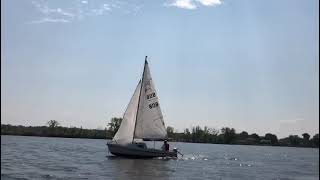 DS16 sailboat can turn on dime and under 4 seconds