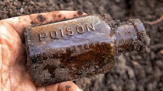 We Found Poison... and a SKULL While Exploring an Early 1900's Treasure Trove! Georgia Bottle Hunt