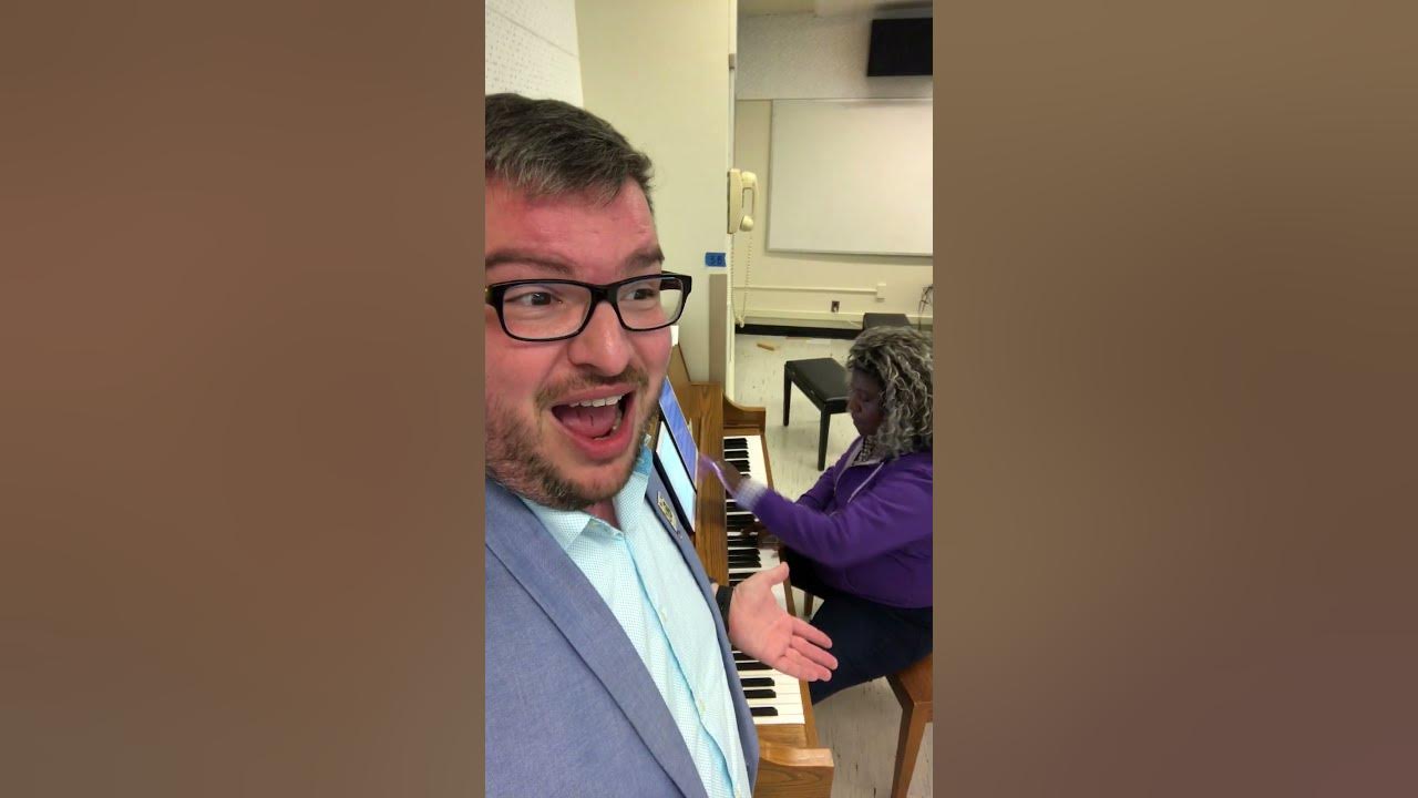 Jason Brock sings "The Nanny" TV Theme Song